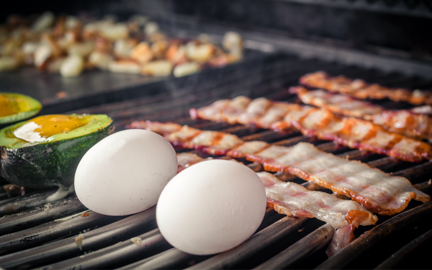 RecipeBlog - BBQ Breakfast - grill bacon, eggs, potatoes
